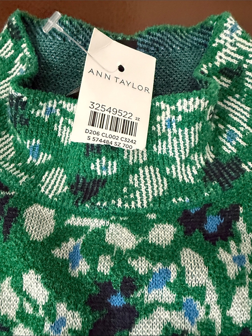 Ann Taylor Green Floral Patterned Knit Top M